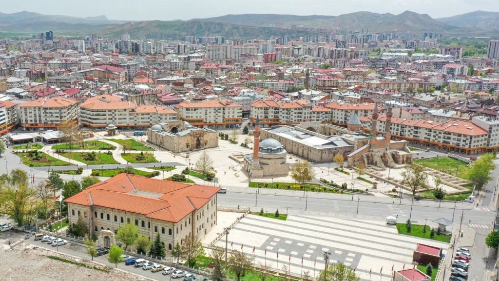 Sivas ve Türkiye’de Google Trends Trendleri: Kent Gündemi ve Futbol Başlıkları Öne Çıktı