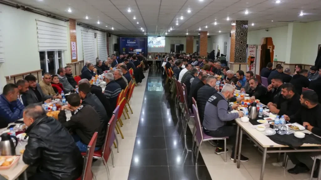 STSO Başkanı Özdemir: OSB aidatları çözüme kavuşturuldu ve bölgesel kalkınma hedefleniyor