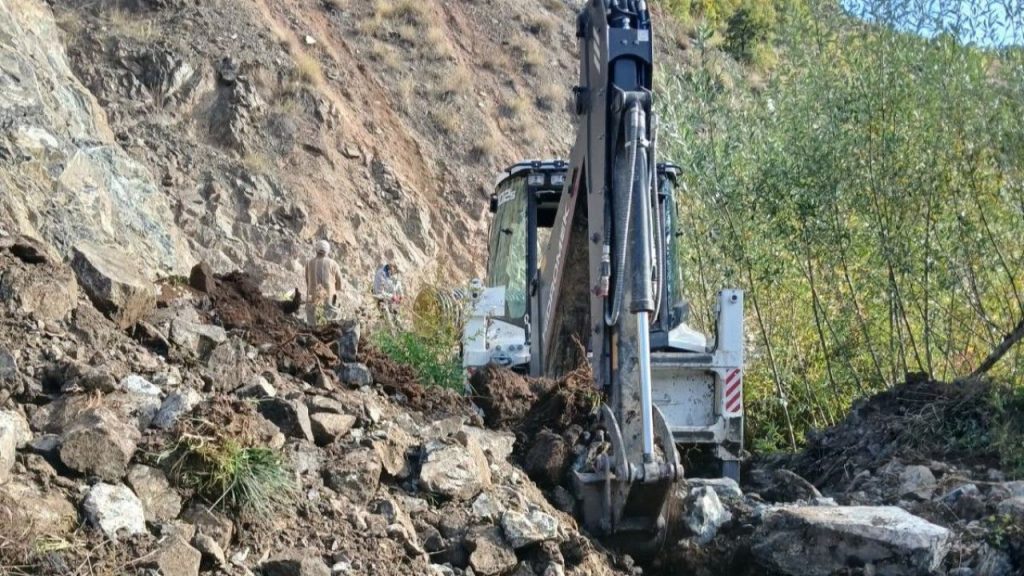 Suşehri’nde altyapı çalışmaları tamamlandı ve tarımsal sulama hattı devreye girdi
