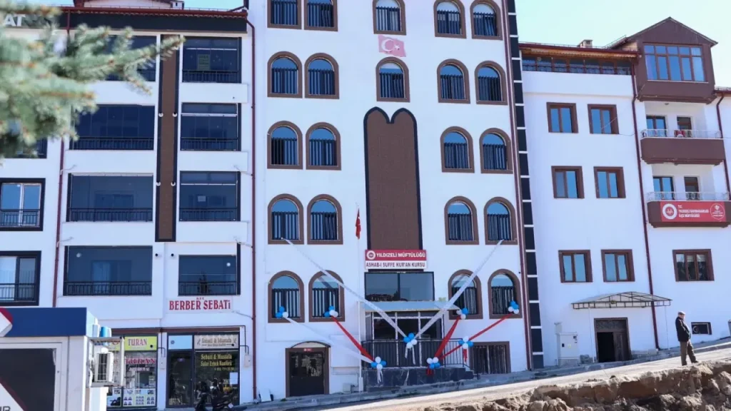 Yıldızeli’nde açılış programı düzenlendi
